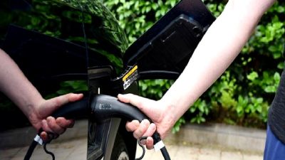 Şanghay'da tanıtılan yenilikçi batarya teknolojileri ve menzil artırıcı sistemler hakkında