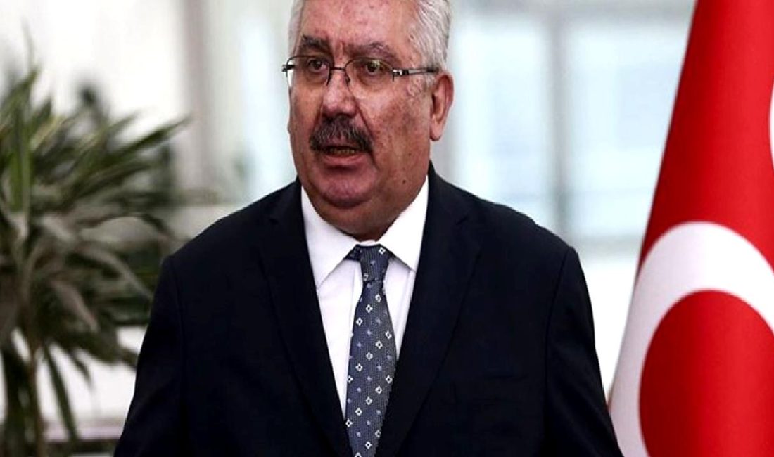 Semih Yalçın’dan Özgür Özel ve CHP’ye Sert Eleştiriler Semih Yalçın, Özgür Özel ve CHP'ye yönelik sert eleştirilerde bulunarak