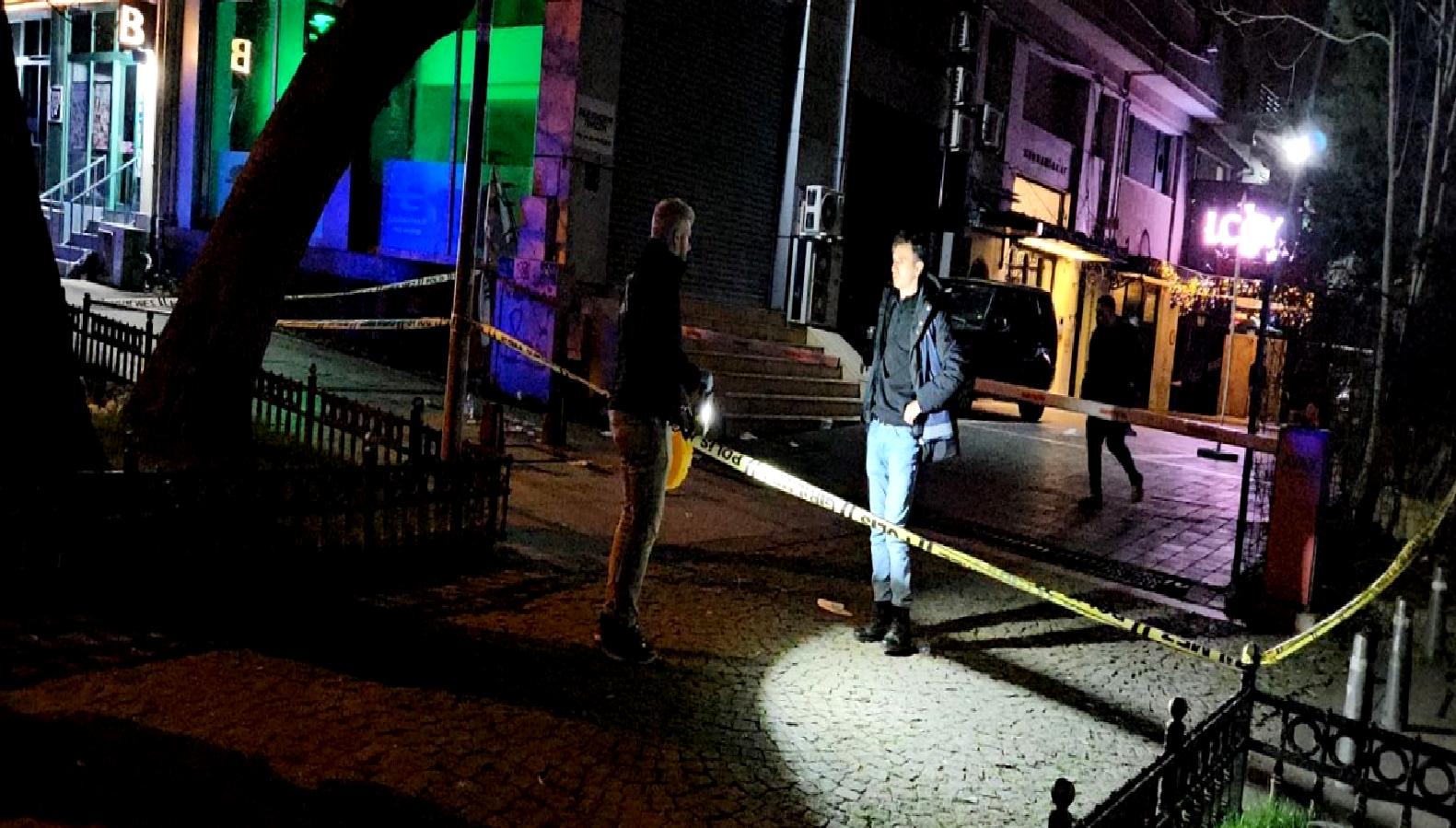 Şişli'de bir eğlence mekanında meydana gelen silahlı çatışmada iki kişi