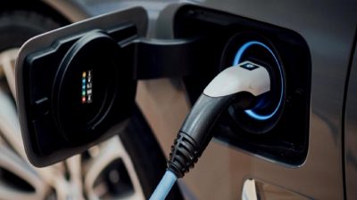 Trump'ın elektrikli araç politikaları, piyasa dinamiklerini nasıl etkiledi? Bu yazıda