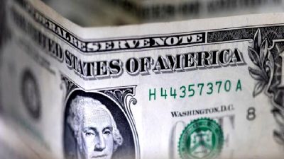 Trump'ın gümrük vergisi planları, döviz piyasalarında dalgalanmalara yol açtı. Ekonomik