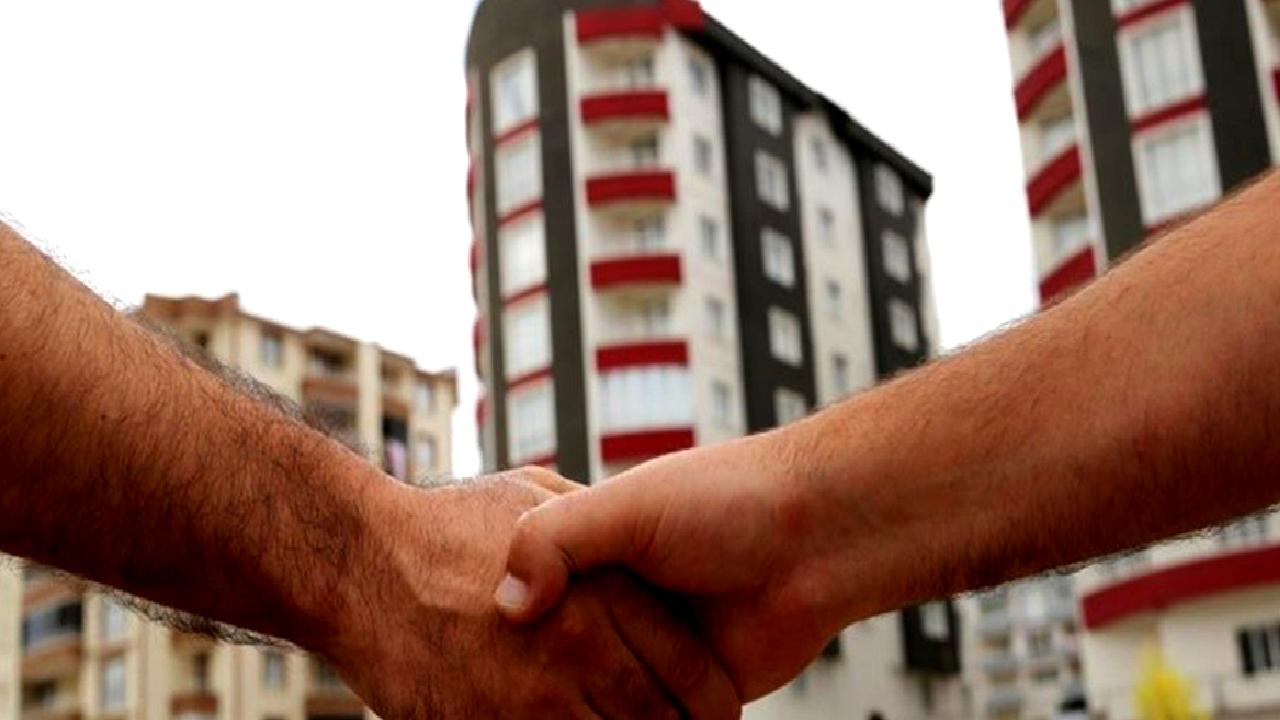 2023 yılında Türkiye'de konut satışları ve yabancılara yönelik satışlardaki düşüşü