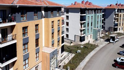 Türkiye’de konut sektöründe arz ve talep dengesizliği giderek derinleşiyor. Güncel