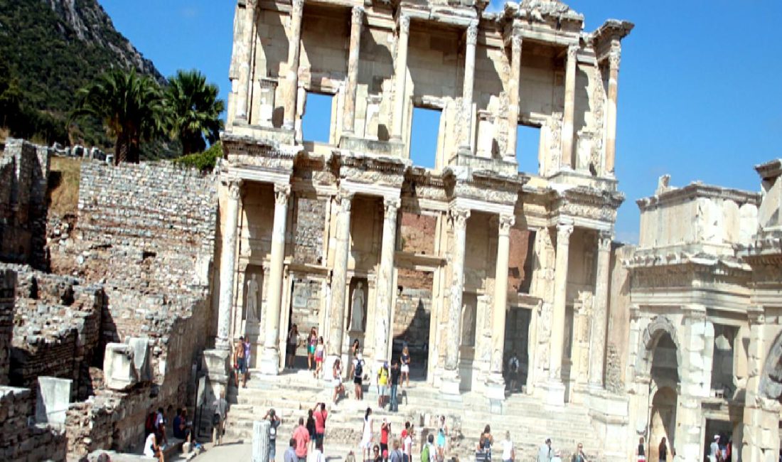 Türkiye’nin Turizm Potansiyeli ve Sürdürülebilir Gelişim Stratejileri Türkiye'nin zengin turizm potansiyelini keşfedin ve sürdürülebilir gelişim stratejileriyle bu