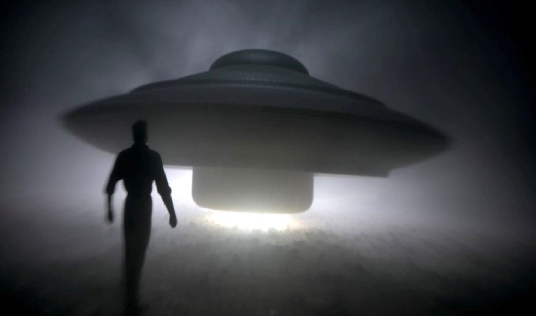 UFO Uzmanı Jacques Vallée’nin Çarpıcı İddiaları: Varlıklar İnsanlara Zarar Veriyor UFO uzmanı Jacques Vallée'nin çarpıcı iddialarını keşfedin: Varlıkların insanlara zarar
