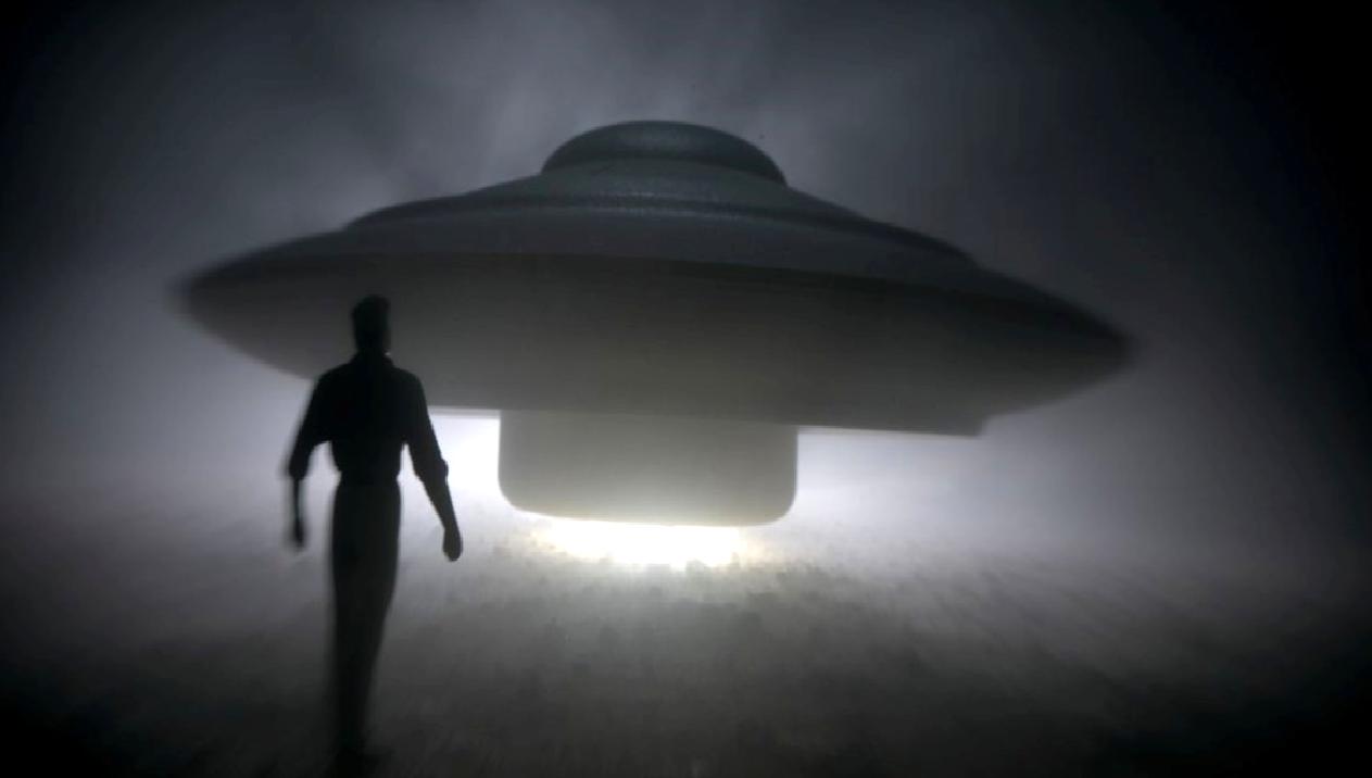 UFO uzmanı Jacques Vallée'nin çarpıcı iddialarını keşfedin: Varlıkların insanlara zarar