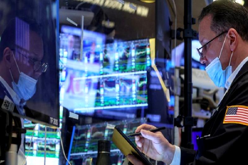 Wall Street'de S&P 500 hedefleri düşürüldü. Julian Emanuel'in uyarılarıyla piyasalardaki