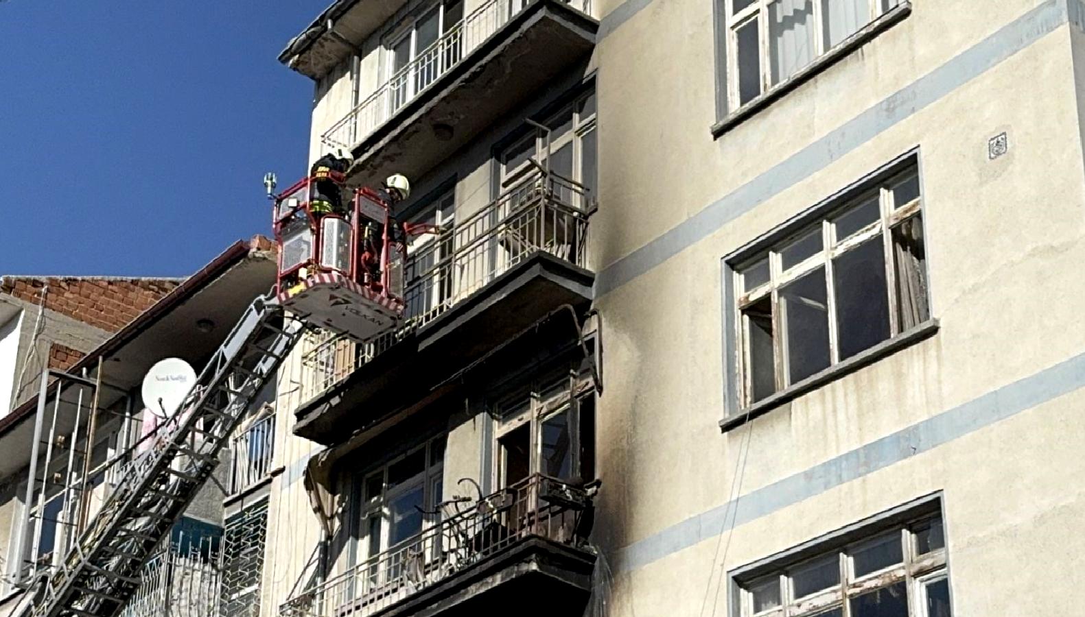 Bir yangın faciasında iki çocuğun hayatını kaybetmesi, toplumda derin bir