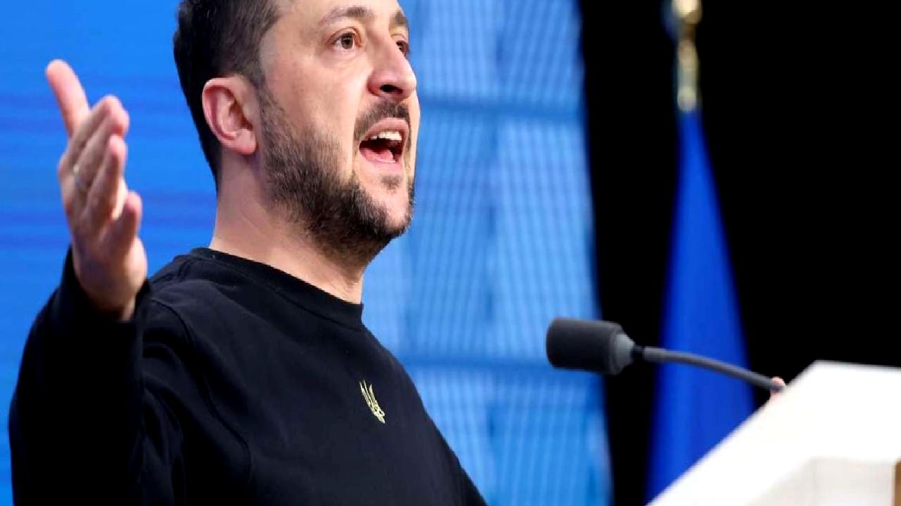 Zelenski'nin basın toplantısı ve güncel gelişmeleri takip edin. Son haberler,