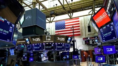 ABD borsaları ve ekonomik gelişmeler Nisan ayı verileriyle analiz ediliyor.