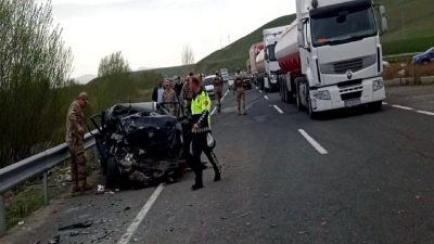 Ağrı'da trafik kazası: ağır yaralanmalar ve can kaybı hakkında detaylar,