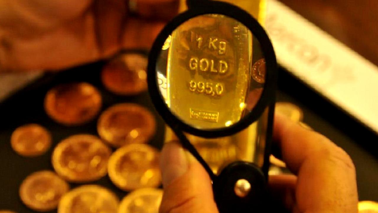 Altın ve gümüş piyasalarındaki güncel gelişmeler ve gelecek beklentilerini keşfedin.