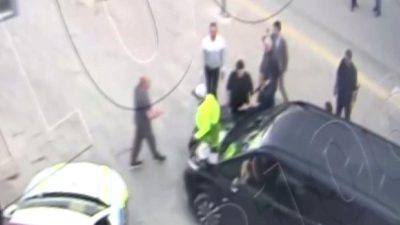 Ankara'da 23 Nisan etkinliği sırasında polis ile milletvekili sürücüleri arasında