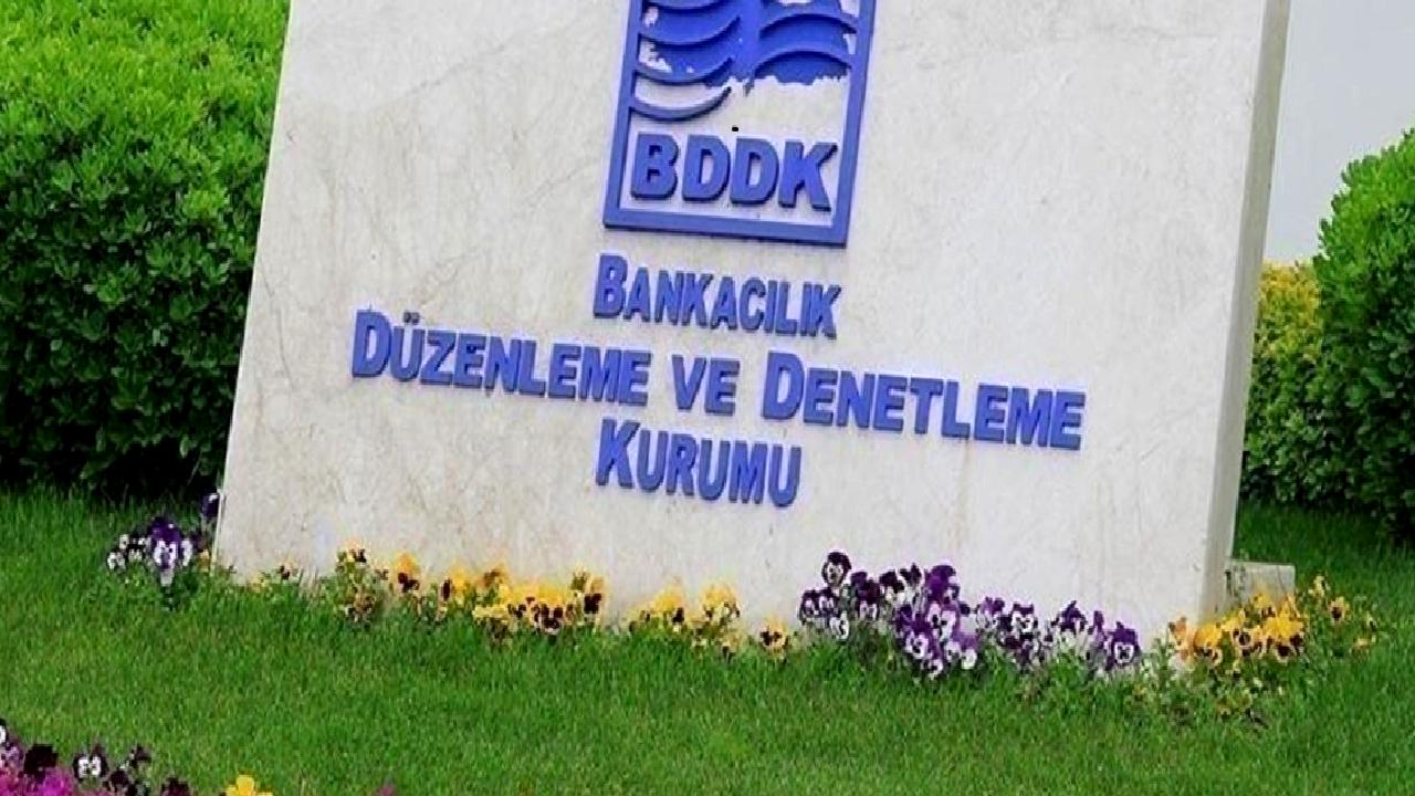 Bankacılık hesaplarından kaynaklanan faiz oranı risklerini anlamak ve yönetmek için