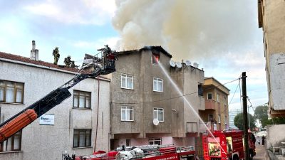 Barbaros Mahallesi Çizgi Sokak'ta çıkan yangınla ilgili detaylar, olayın sebebi