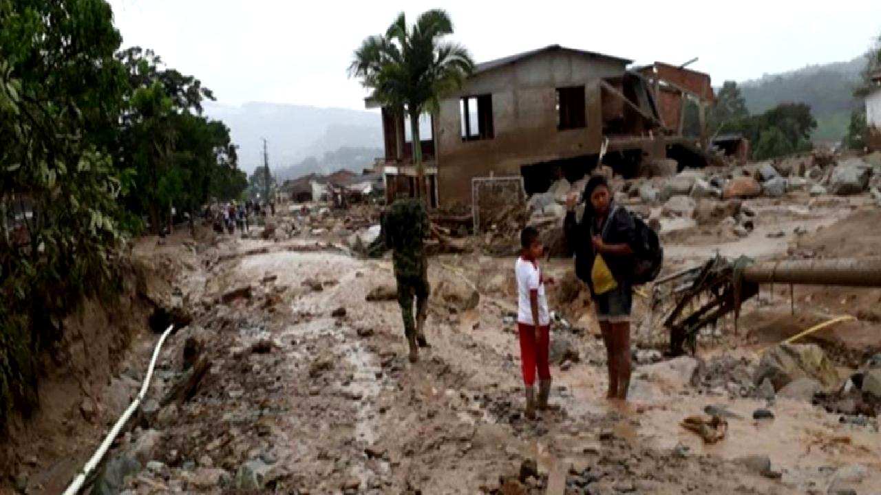 Bölgede yaşanan devasa sel ve toprak kayması felaketinin nedenleri, etkileri