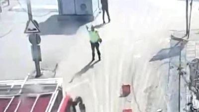 CHP Genel Başkan Yardımcısı Burhanettin Bulut'un otobüs şoförü hakkında sosyal