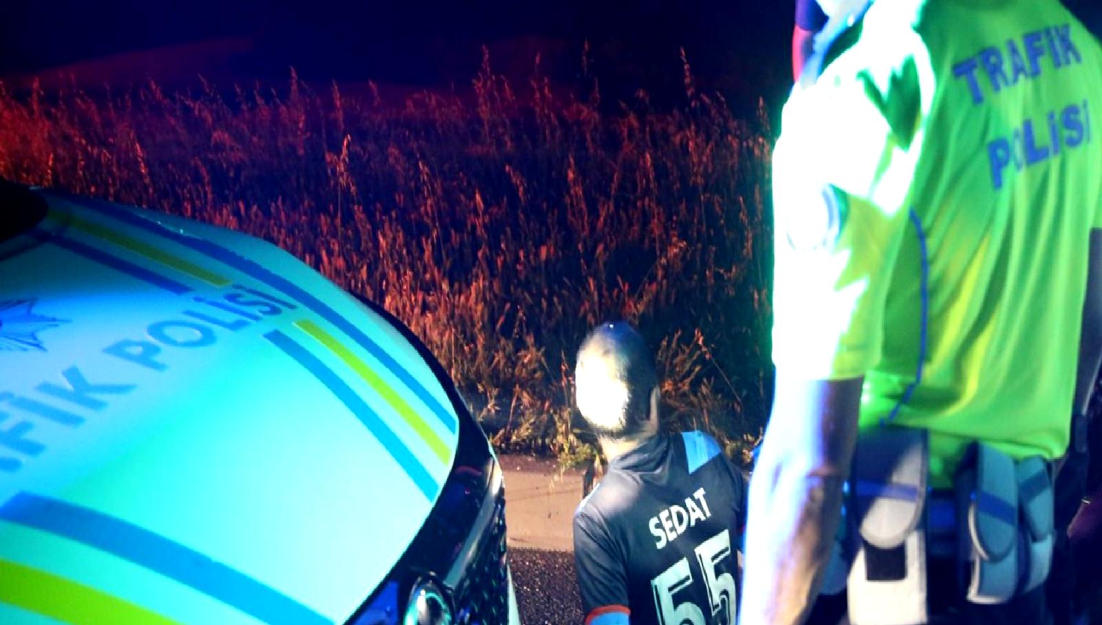 Denizli-Aydın Karayolunda Trafik Kazası ve Emniyet Müdürlüğü Operasyonu Denizli-Aydın karayolunda trafik kazası ve emniyet müdürlüğü operasyonu hakkında detaylar,