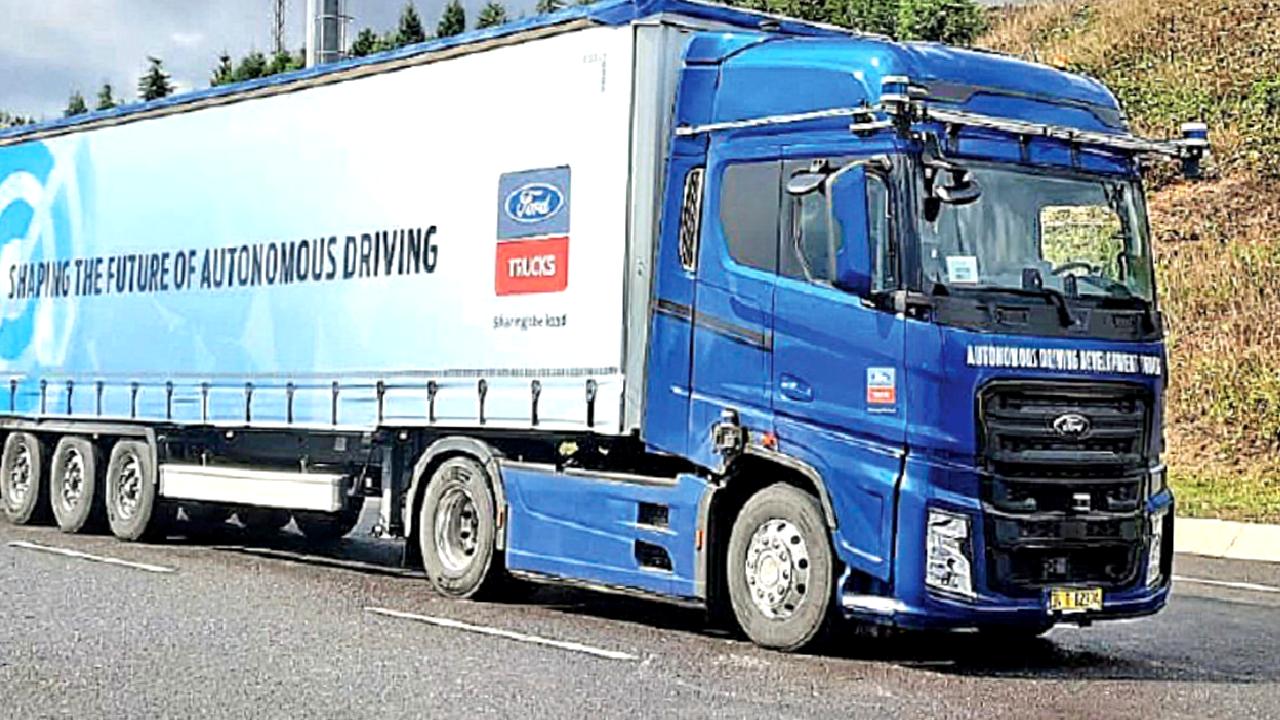 Geleceğin mobilite vizyonu ve Ford Otosan'ın stratejileri hakkında detaylı bilgiler,