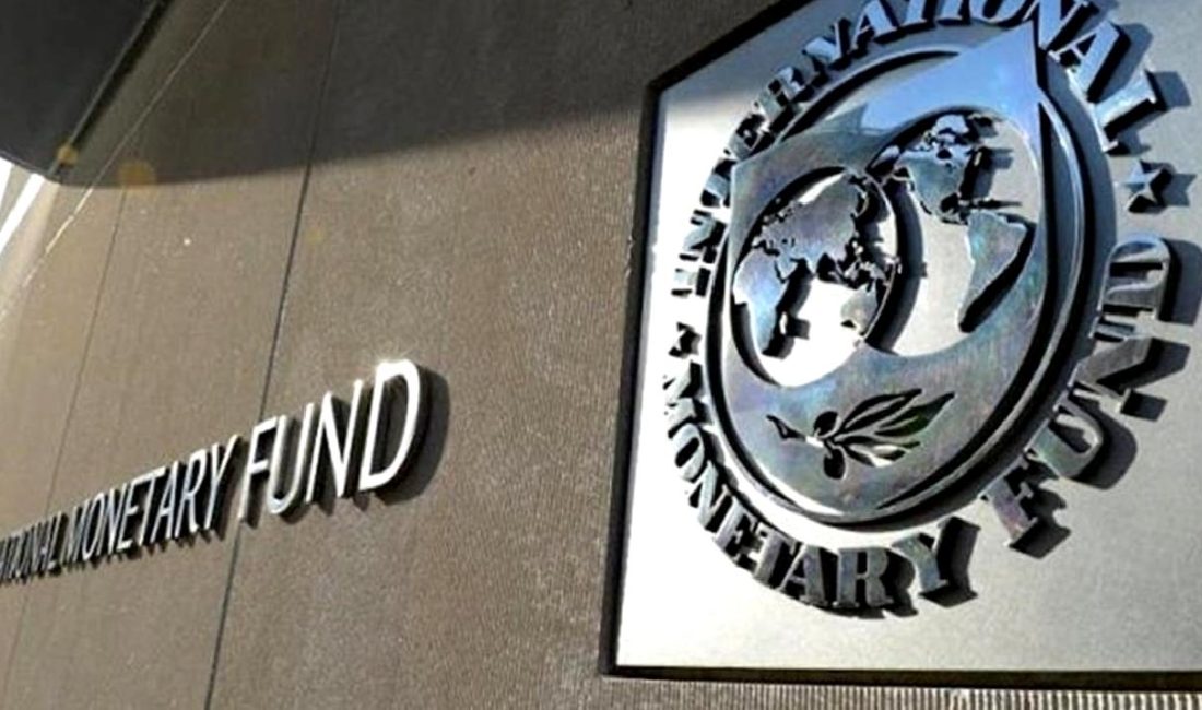 IMF, Pakistan'ın ekonomik reform programını onayladı. Ekonomik istikrar ve büyüme