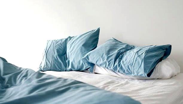 İngiltere’de uyku alışkanlıklarının sağlık üzerindeki etkisini ve doğru uyku pozisyonlarını