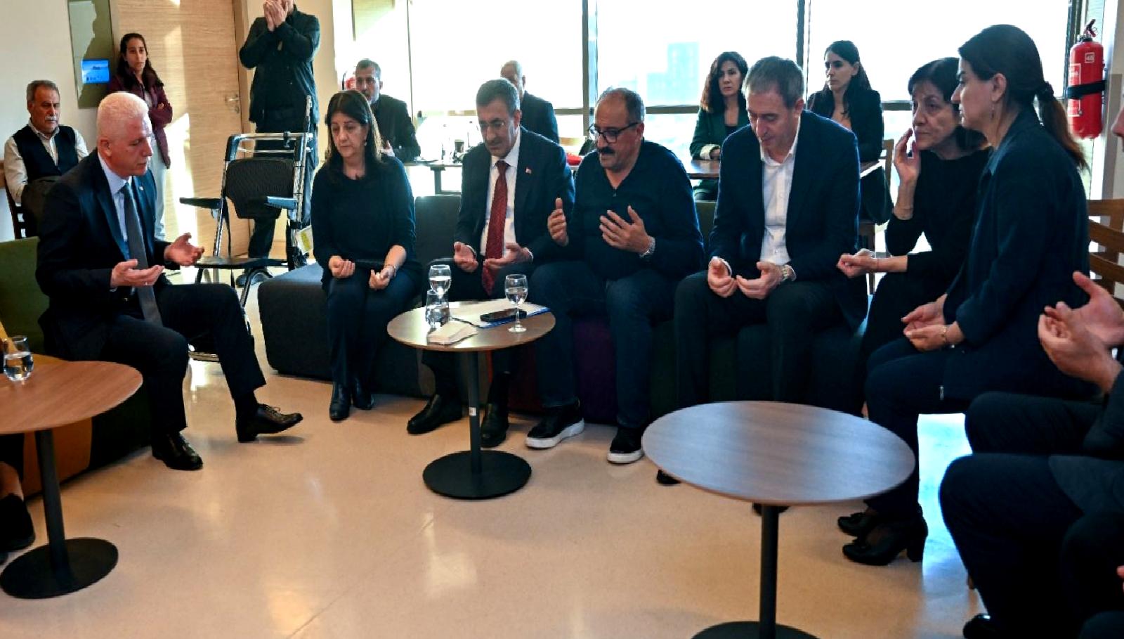 Önder Yılmaz'ın vefatının ardından ailesiyle Şişli Hastanesi'nde görüştüğü detaylar ve