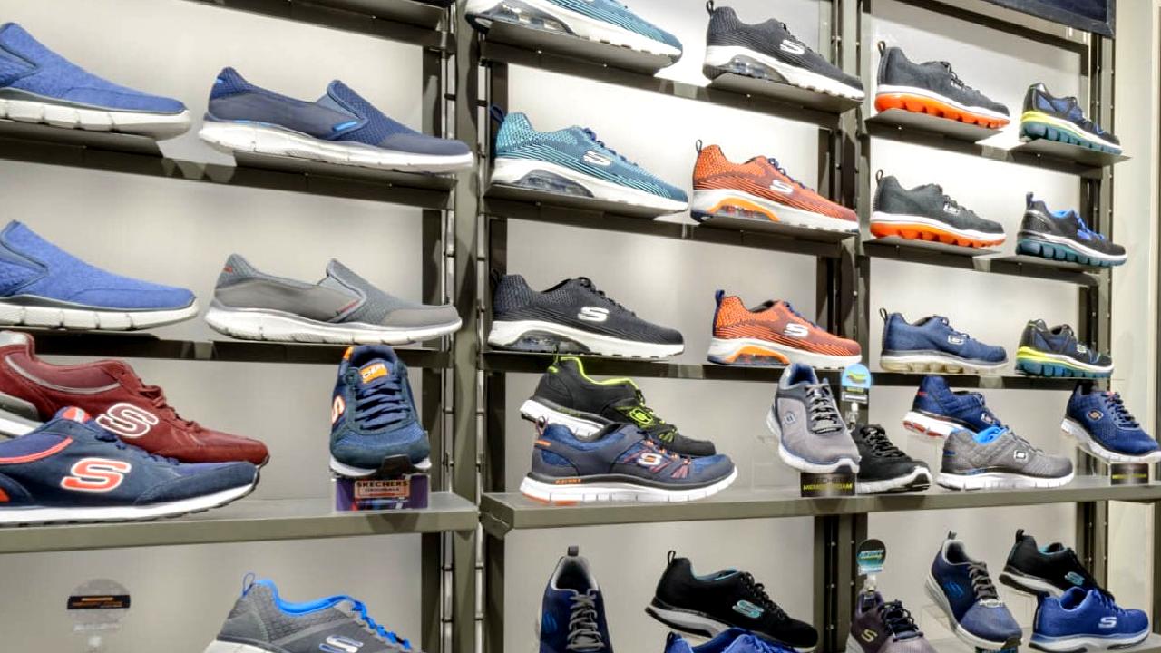 Skechers'ın devralma anlaşması ve piyasa etkileri hakkında detaylar. Güncel gelişmelerle