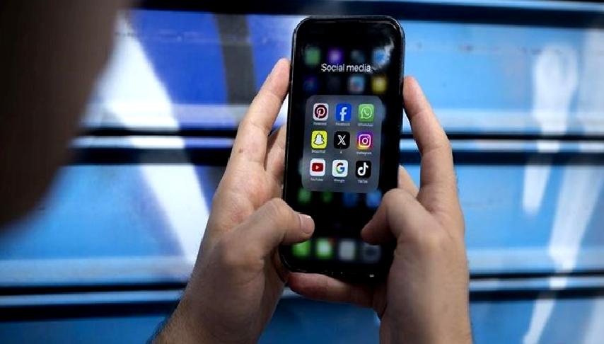 Sosyal Medya Kullanımında Çarpıcı Artış: Türkiye’de Kullanıcı Sayısı 58,5 Milyona Ulaştı Türkiye'de sosyal medya kullanıcı sayısı 58,5 milyona ulaşarak önemli bir