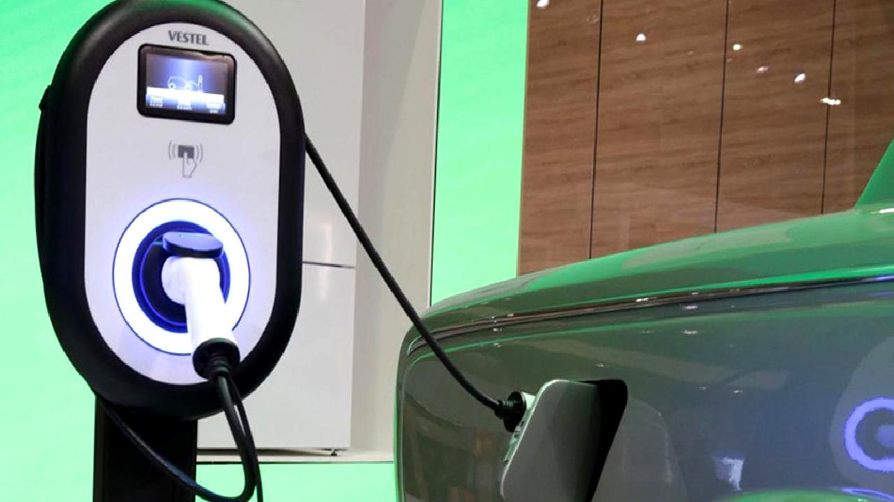 Türkiye’de elektrikli araç piyasası ve e-mobilitenin geleceği hakkında kapsamlı bilgiler.
