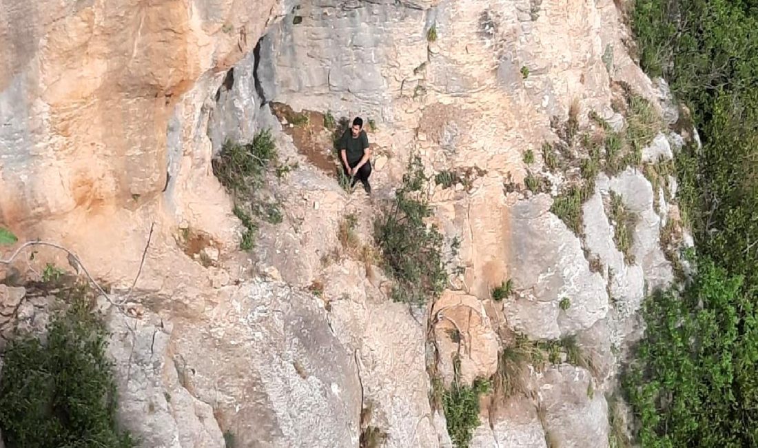 Varda Köprüsü yakınında bir kişi mahsur kaldı. Güncel gelişmeleri ve