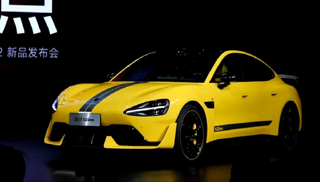 Xiaomi SU 7 Ultra Kaput Krizi: Müşteri Memnuniyetsizliği ve Şirketin Tepkisi Xiaomi SU 7 Ultra kaput krizi: müşteri memnuniyetsizliği ve şirketin