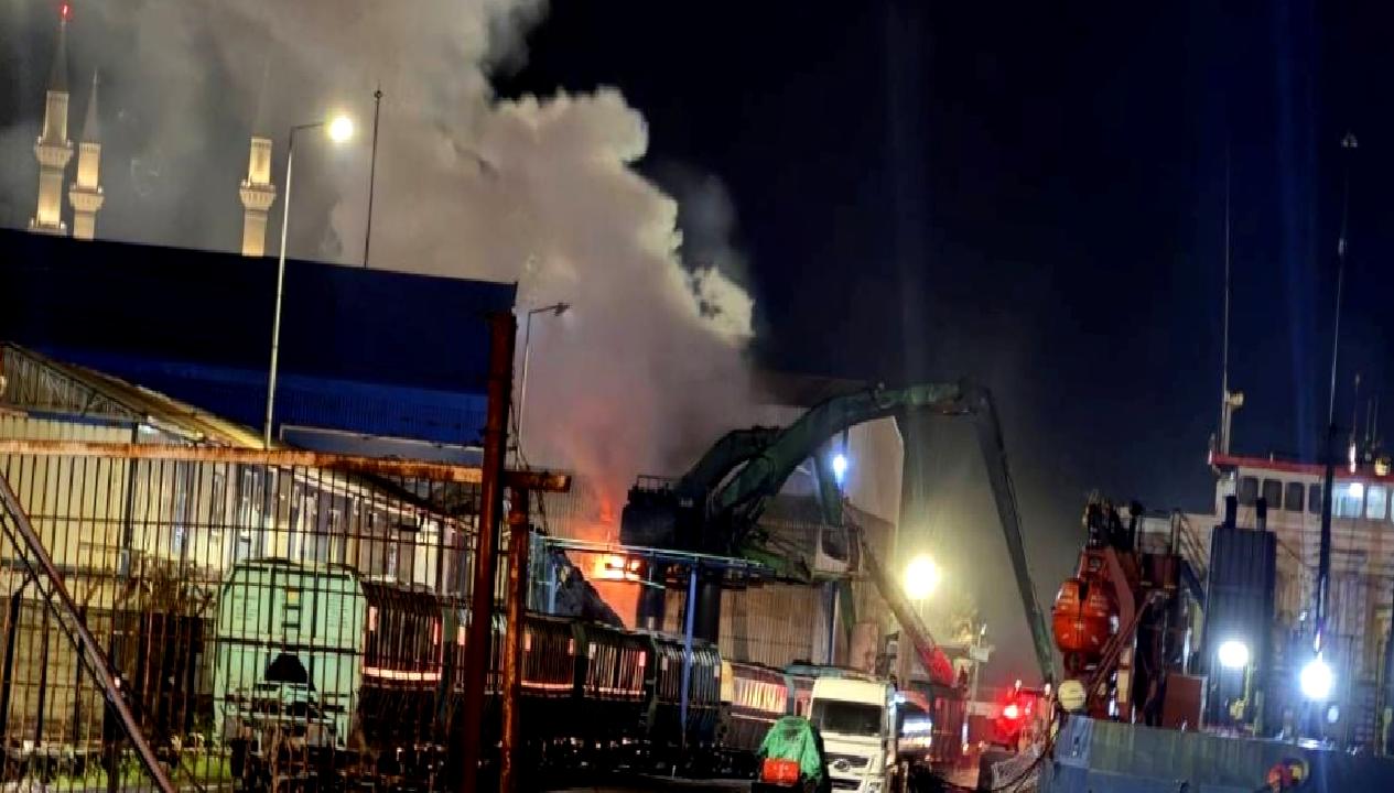 Zonguldak'ta liman sahasında çıkan yangın olayına ilişkin son gelişmeler ve