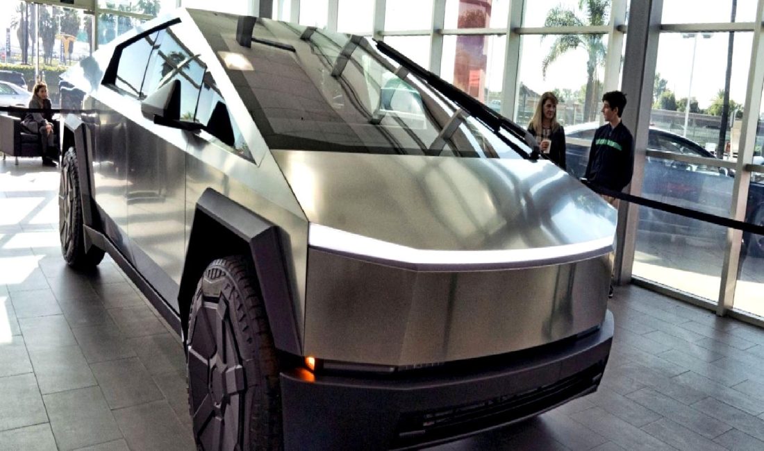 Elektrikli aracı 2 hafta şarjda bırakmak arızaya yol açtı! Uzun