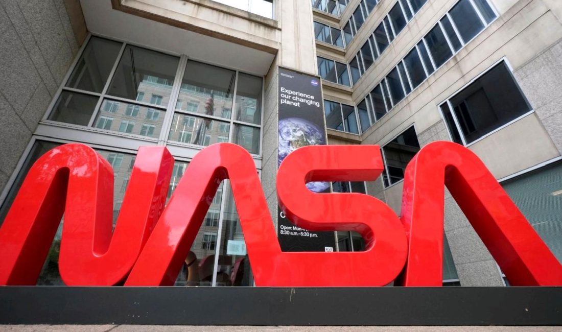 ABD'de NASA'yı etkileyen bütçe kesintileri ve personel azaltma planları hakkında