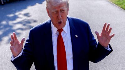 ABD ile AB arasında tarihi bir ticaret anlaşması imzalandı. Trump,