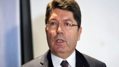 Adalet Bakanı Yılmaz Tunç, terör örgütü üyesi 700 kişinin tahliye