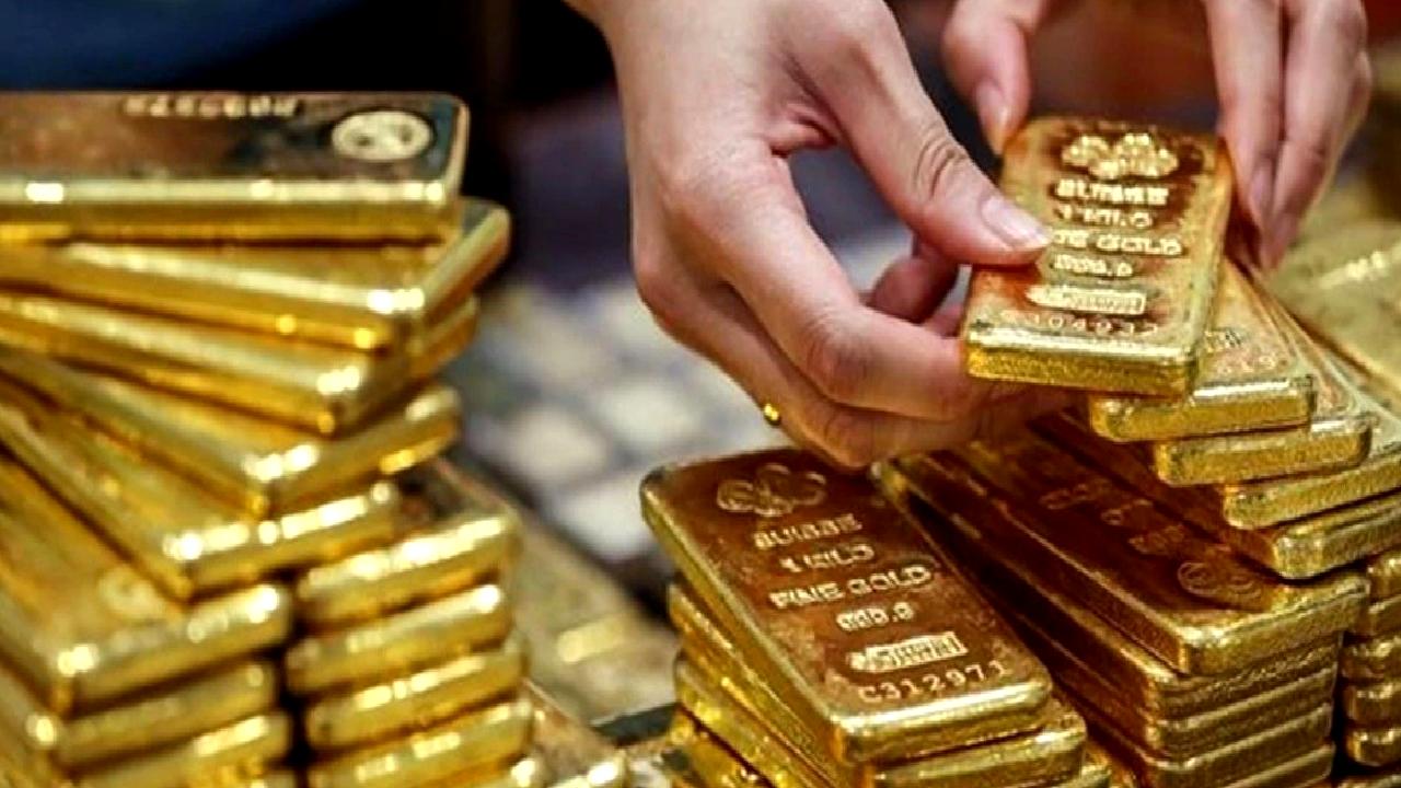 Altın fiyatları geri çekildi; kilogram 4.3 milyon liraya düştü. Güncel