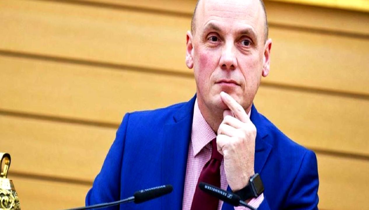 Baden-Württemberg'te skandal oy pusulası iddiaları sonrası SPD'li yetkili istifa etti.