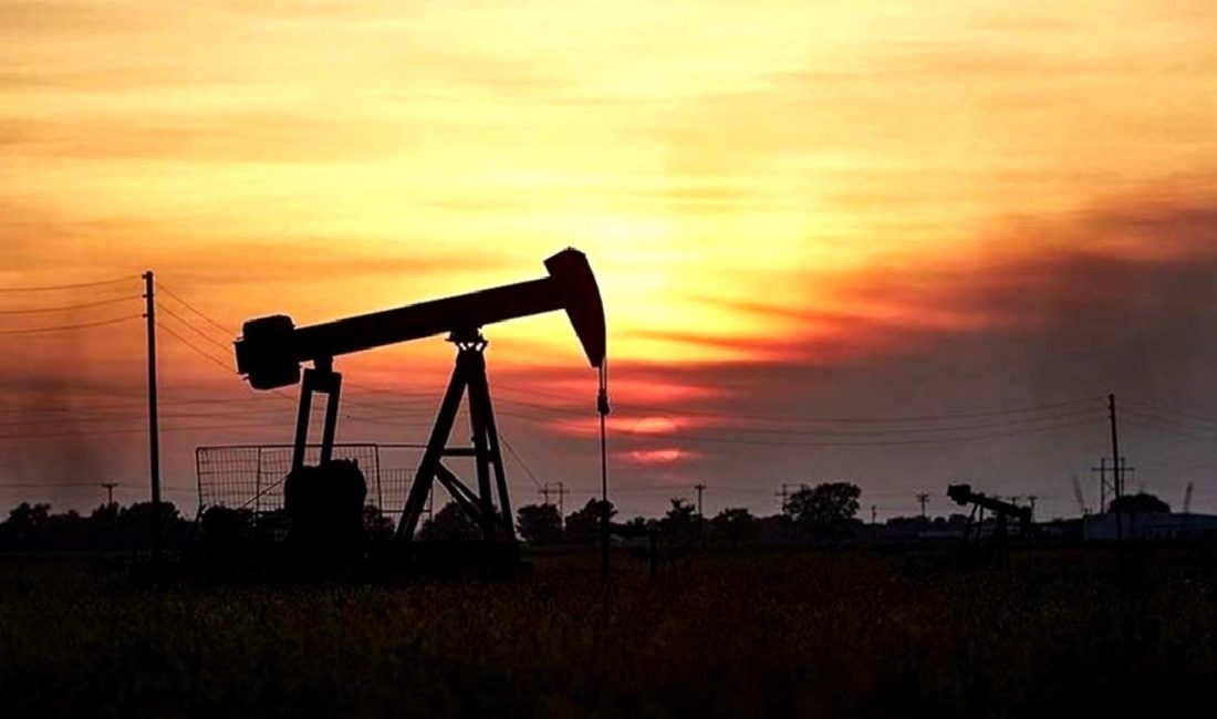 Baker Hughes petrol sondaj kuleleri verileri ve küresel petrol fiyatları