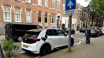 Birleşik Krallık'ta elektrikli araç alımlarını teşvik eden yeni destek programıyla