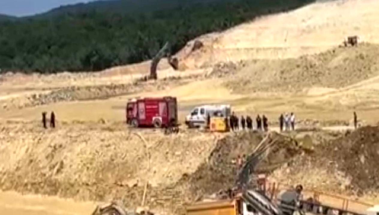 Çatalca'da kum ocağında göçükte bir işçi hayatını kaybetti. Olayın detayları