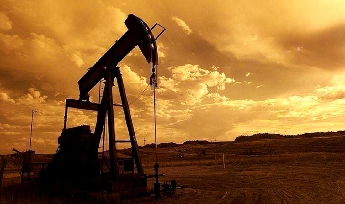 Fed kararları beklenirken petrol fiyatları yükselişin ardından geriledi.