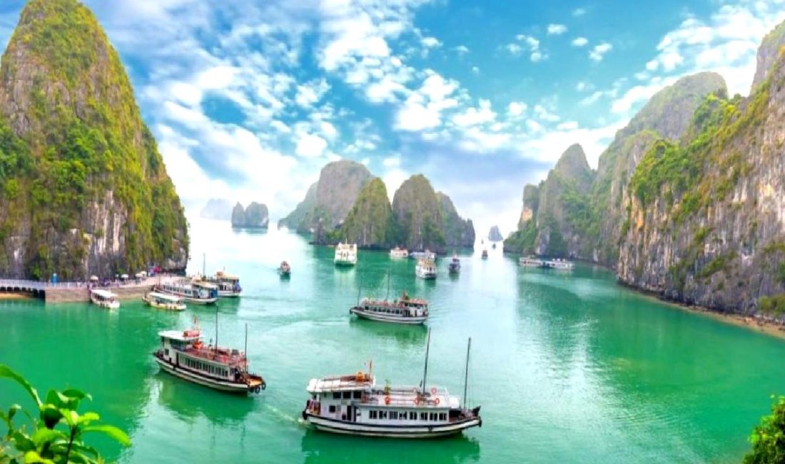 Ha Long Körfezi’nde Tekne Kazası Ha Long Körfezi'nde tekne kazası: Olayın detayları ve güncel haberler.