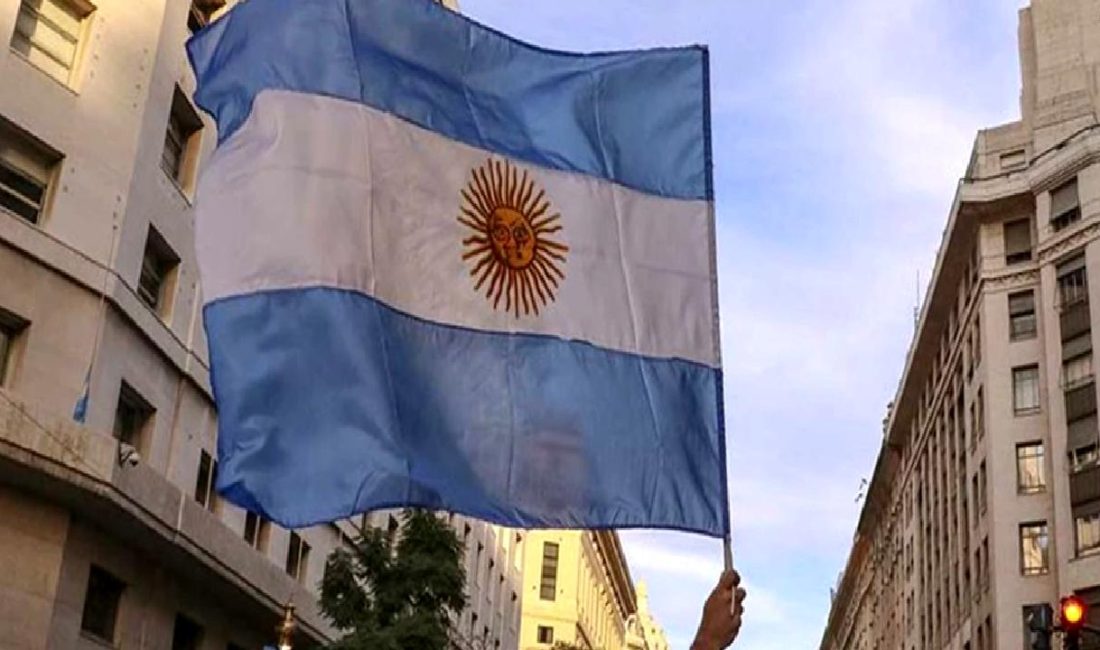 IMF ve Arjantin'in kredi programı gelişmelerini kapsayan detaylı bir inceleme: