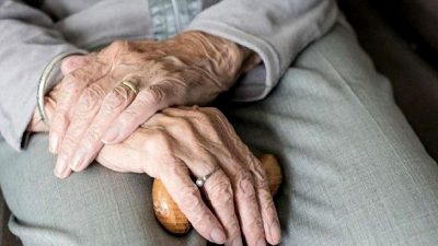 Japonya'da kiralık büyükanne hizmeti ile yalnızlığa son verin. Detaylar ve