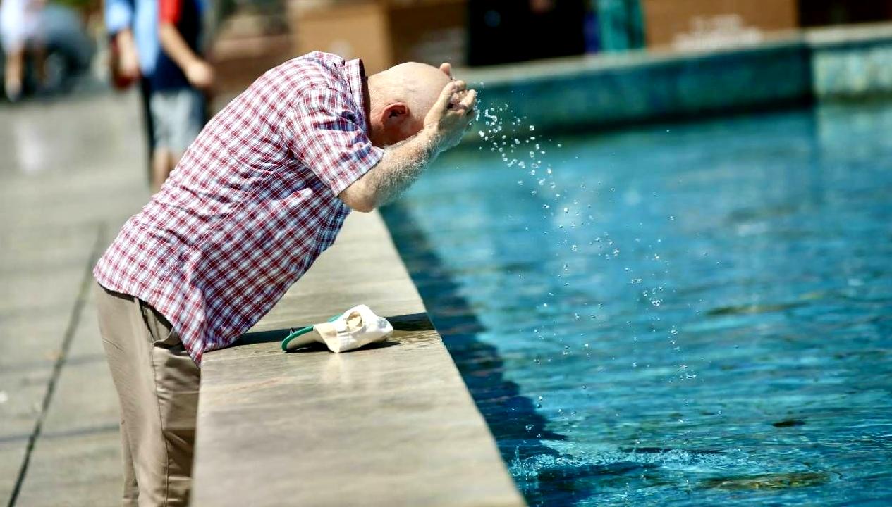 Kavurucu yaz sıcakları Türkiye'yi etkiliyor. Sıcak dalgalarının sağlık, tarım ve