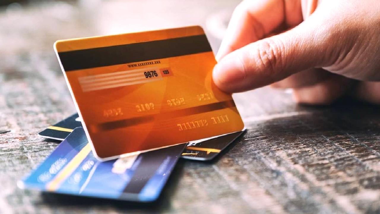 Son güncellemelerle kredi kartı faiz oranlarını keşfedin. En yeni değişiklikler