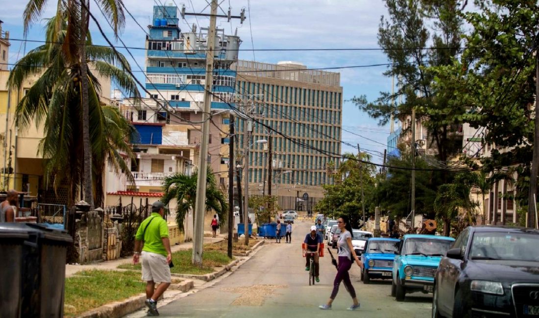 Küba'da ilk kez özel sektör, perakende satışlarda devleti geride bıraktı.