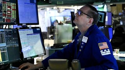 Küresel piyasalarda tarife etkisiyle risk algısı yükseliyor. Piyasa dalgalanmaları ve