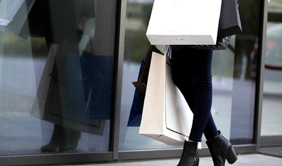 Modada başrolü sadelik alınca, lüks ‘sessiz’ yükselişe geçti Modada sadeliğin yükselişiyle lüks, sessizce yeni zirvelere ulaşıyor. Basitlik ve